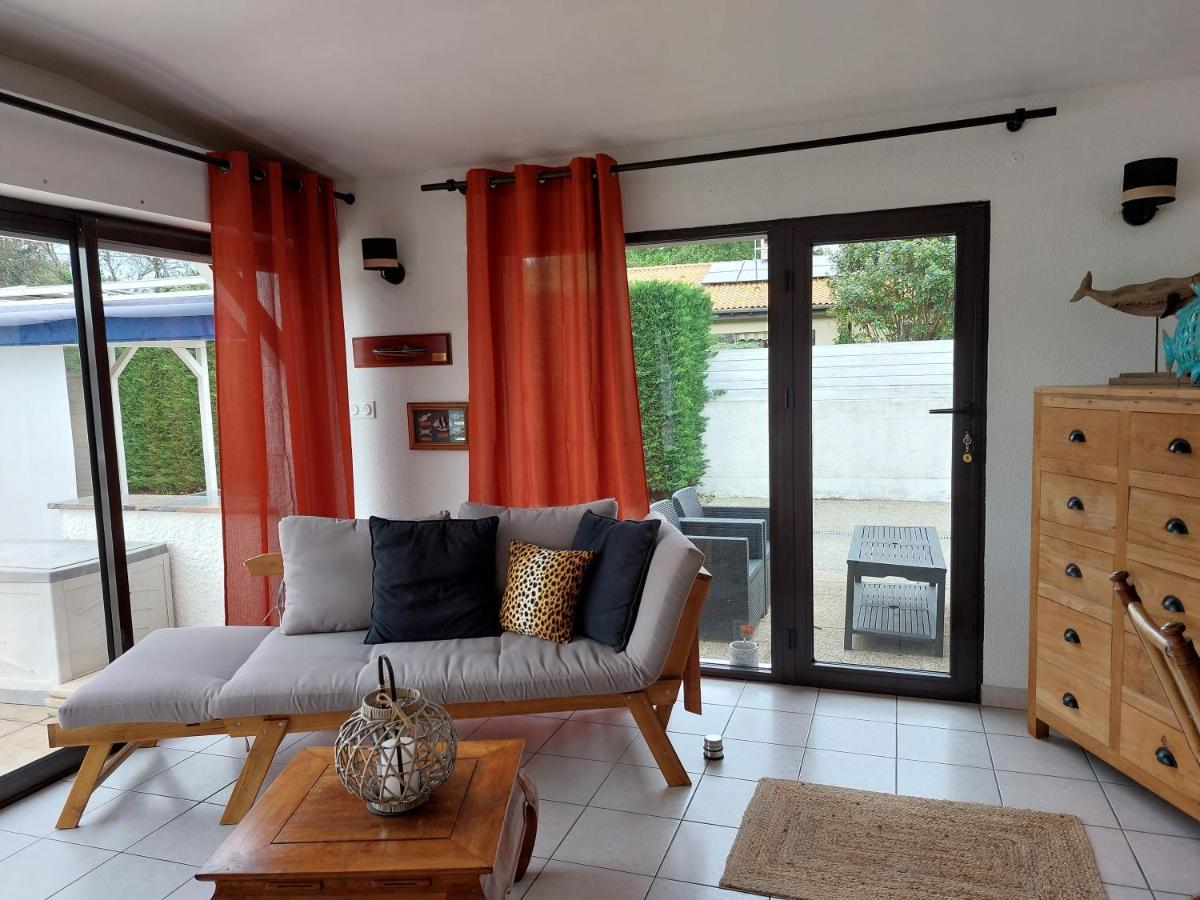 Plaisirs De Lege Villa Exterior foto