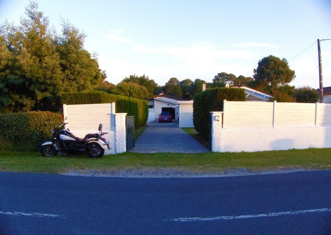 Plaisirs De Lege Villa Exterior foto